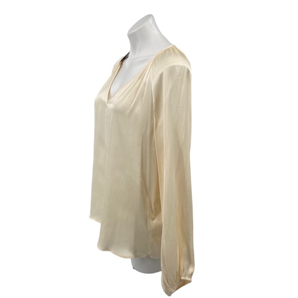 Sincerely Jules NWT Cream Satin Polyester Long Sleeve Blouse XL - Picture 2 of 12